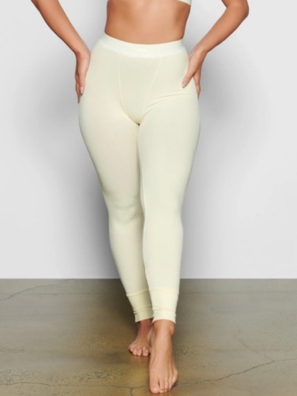 SKIMS SOFT LOUNGE LEGGING LIMITED EDITION: CITRINE SMALL